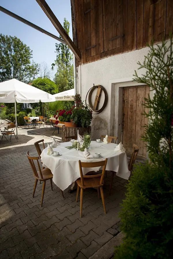 Hotel Wirtshaus Am Schloss Aicha vorm Wald